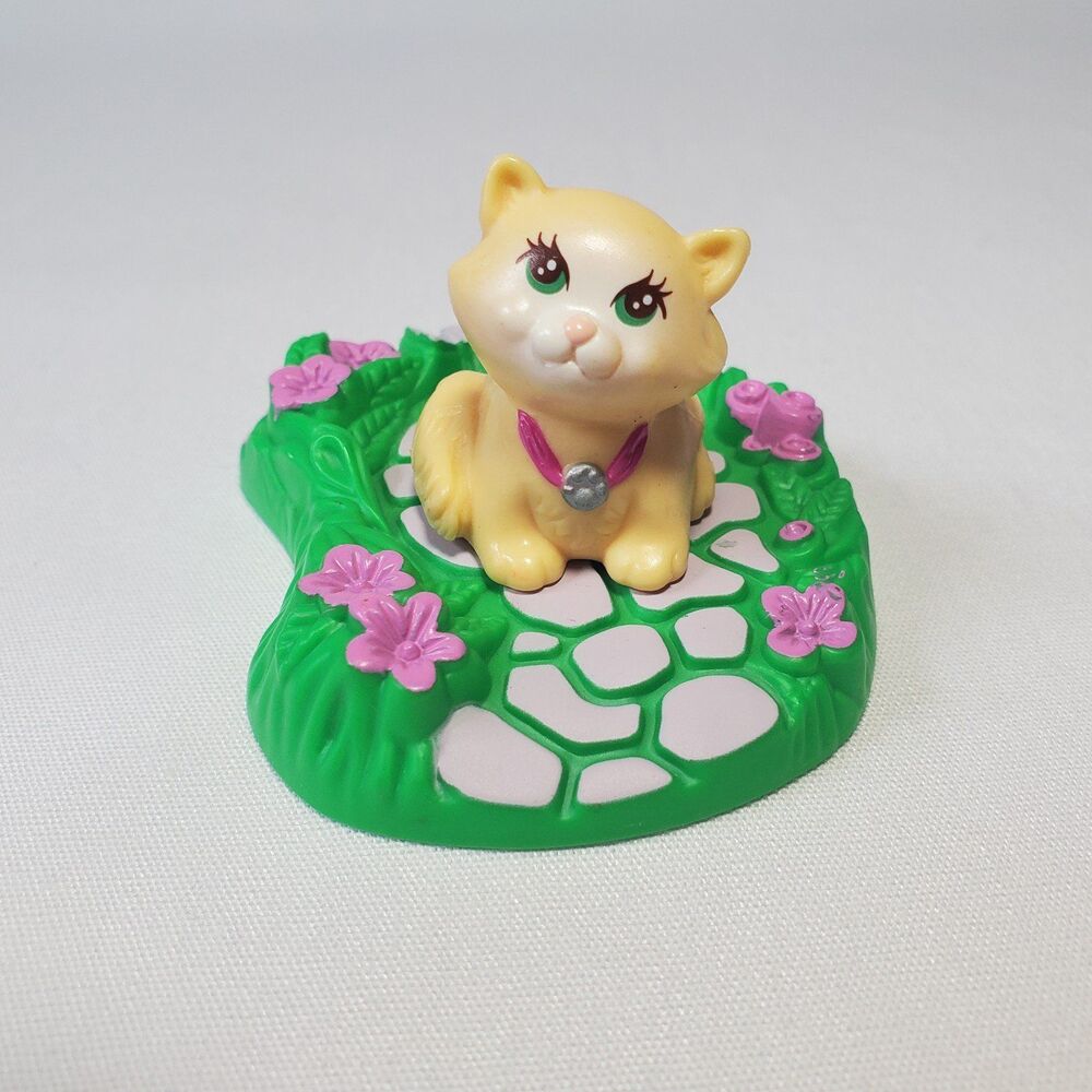 Littlest Pet Shop Cat Stamp Garden Base Vintage Toys